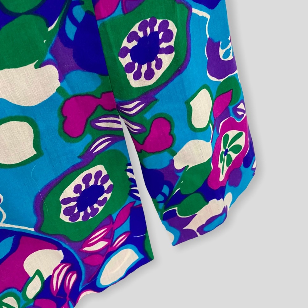 Vintage Blue Purple Green White Hawaiian Floral Print Dress with Bow Detail - Picture 6 of 8